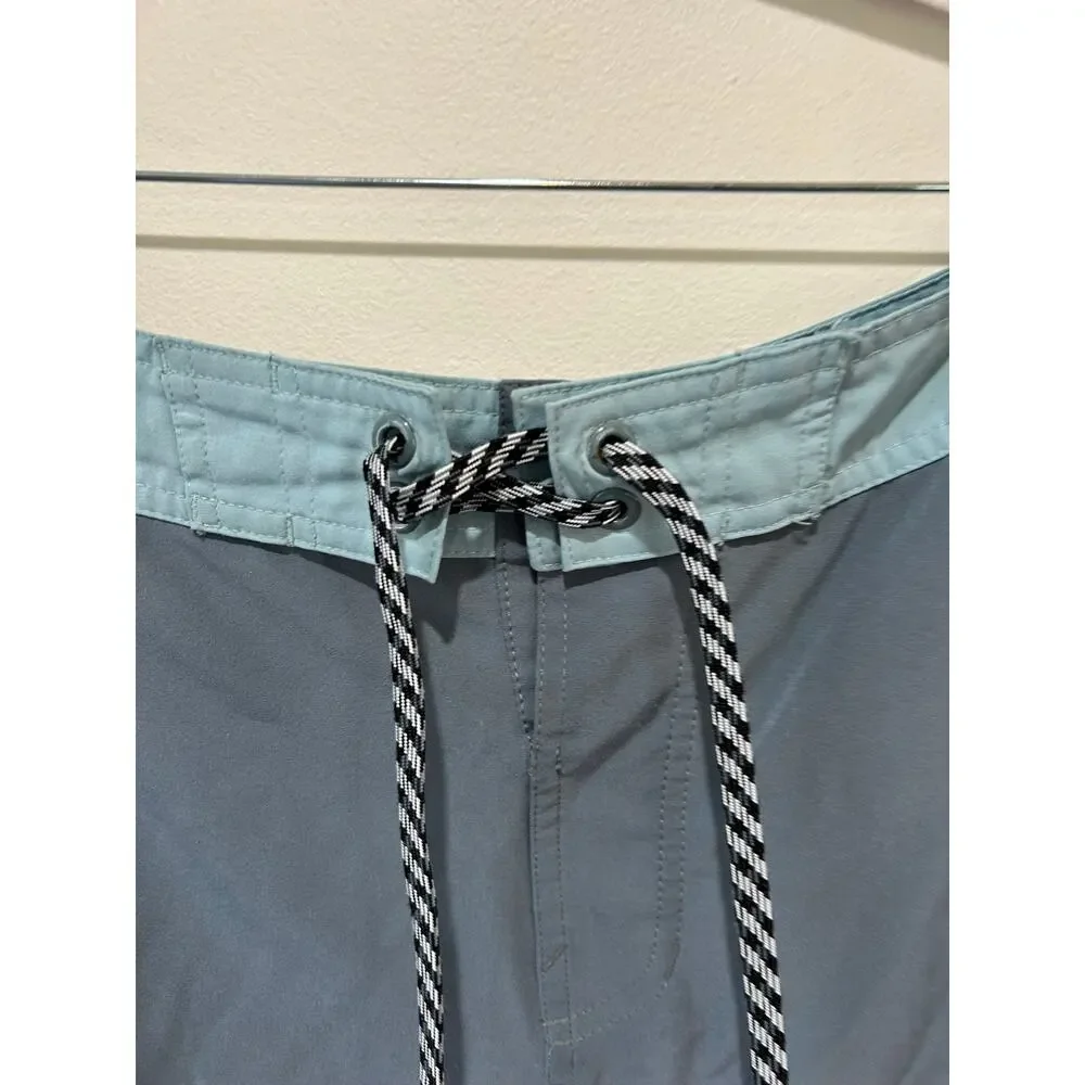 Nike mens shorts size 36 blue green lightweight no liner drawstring pocket
